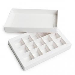 Коробка для 15 конфет 208*138*25 мм Белый фактурный картон (фото 1 из 2)