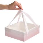 Коробка с ручками из ленты 21*21*7 см Бело-Розовая