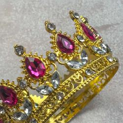 Декор для торта Корона 8 см золотиста з червоним Декор для торта Корона 8 см золотиста з червоним