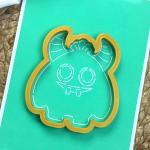 Монстрік 1 вирубка з трафаретом 10*9 см (TR-2)