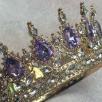 Декор для торта Корона 12 см золотиста з ліловим