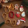 Новорічний міні набір вирубок для пряників 4 см 6 шт (3D) Новорічний міні набір вирубок для пряників 4 см 6 шт (3D)